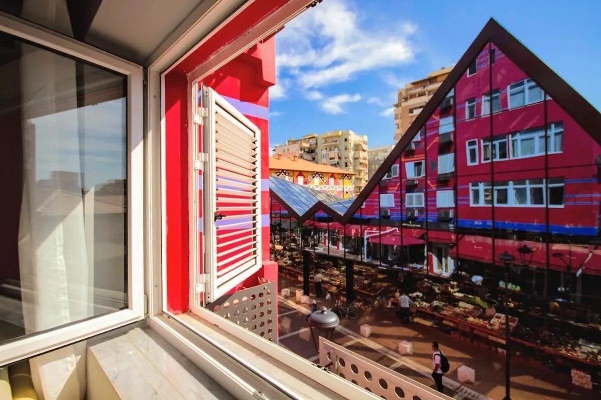 Pazari I Ri Painted View Apartment Tirana Albania